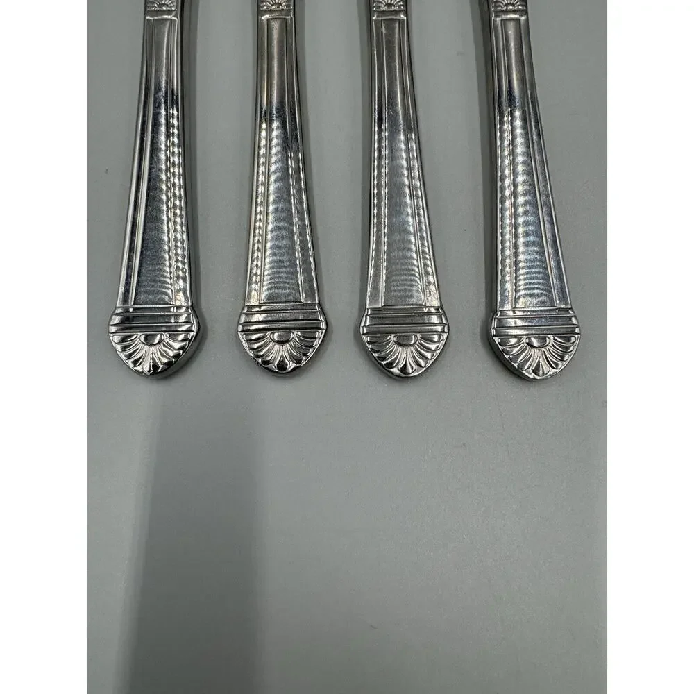 World 66 Butter Knives‎ Shell Pattern Flatware Korea Made Set Of 4